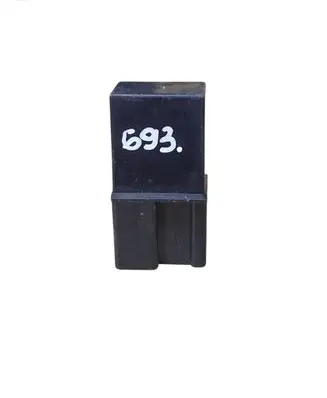 Mitsubishi Colt Other relay MB629083