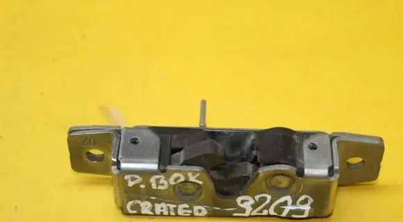 Volkswagen Crafter Sliding door lock A9067301335