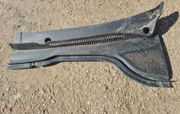 Volkswagen PASSAT CC Wiper trim 3C8819403