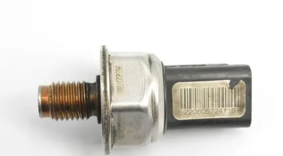 Ford Focus Fuel pressure sensor 9658227880