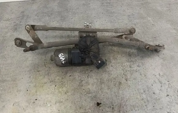 Citroen Berlingo Front wiper linkage 