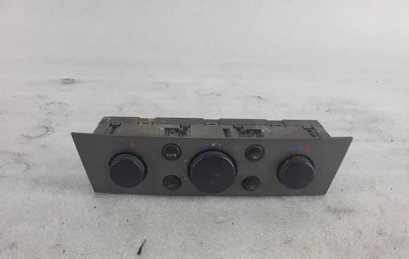 Opel Signum Climate control unit 13138196 69560002 ECC3200