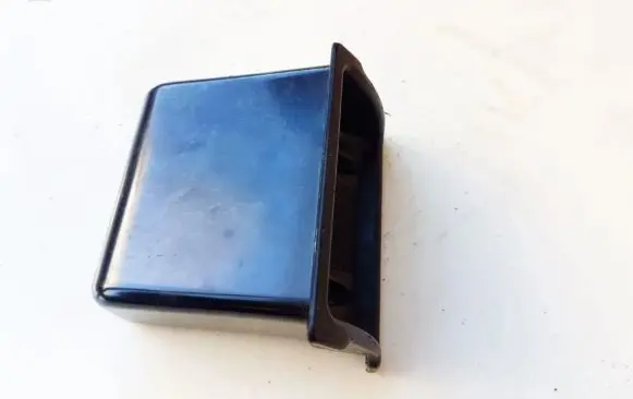 Toyota Avensis T270 Car ashtray 8612