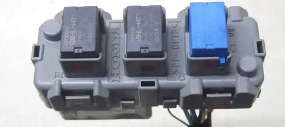Honda CR-V Fuse box set T1G-0031