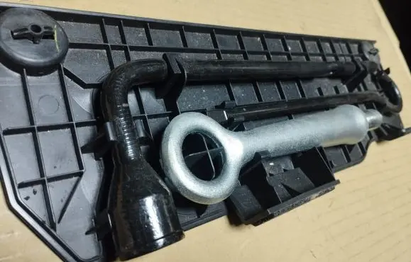 Acura MDX II Towing hook eye 84690STX