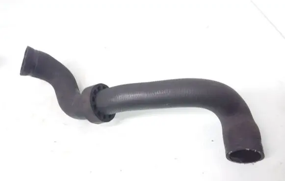 Mercedes-Benz E W210 Engine coolant pipe/hose