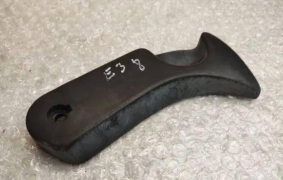 Engine bonnet (hood) release handle
