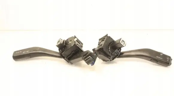 Skoda Octavia Mk2 (1Z) Light switch