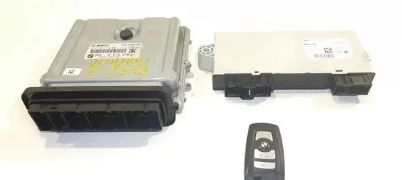 BMW 5 F10 F11 Engine ECU kit and lock set 92687519 8518478