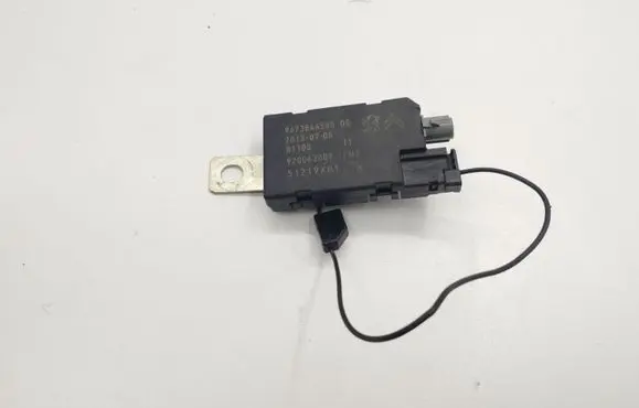 Citroen DS5 Aerial antenna amplifier 9673844580