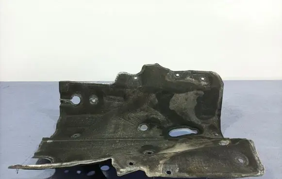 Audi Q7 4M Front underbody cover/under tray 4M0864843E