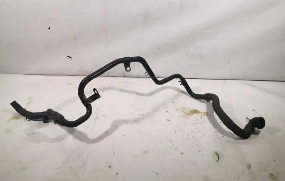 Volkswagen Touran I Engine coolant pipe/hose 03G121151L