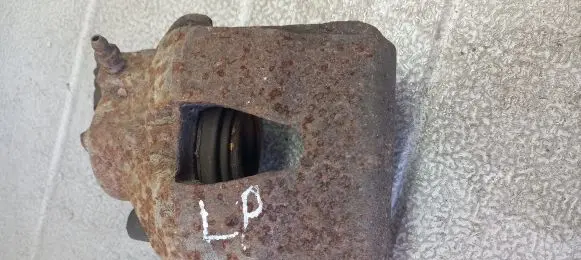Skoda Octavia 985 Front brake caliper
