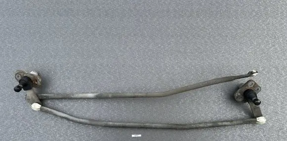 Honda Prelude Front wiper linkage 38400-SB0-674