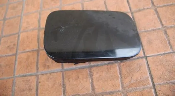 Mercedes-Benz E W210 Fuel tank cap 