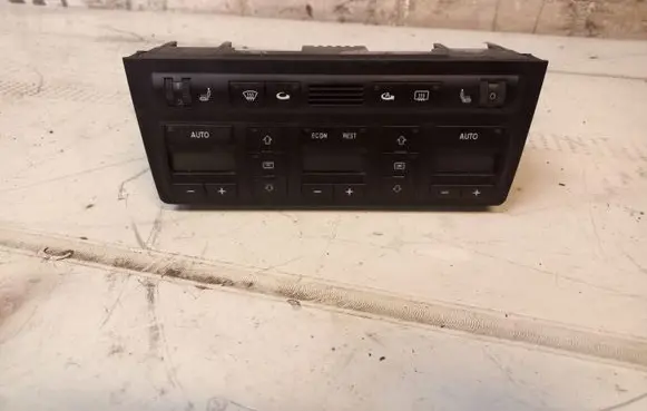 Audi A8 S8 D2 4D Climate control unit 4D0820043Q