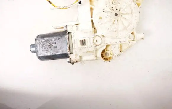 Ford Focus Front door window regulator motor 4m5t14553