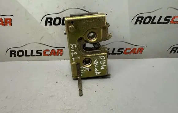 Volkswagen PASSAT B4 Rear door lock 357839015D