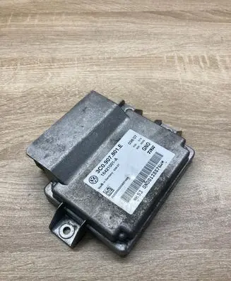 Volkswagen PASSAT B6 Hand brake control module 3C0907801E 16421001A