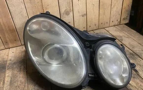 Mercedes-Benz E W211 Headlight/headlamp 15436001