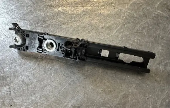 Peugeot 3008 I Seat belt adjustment rail 9683636180