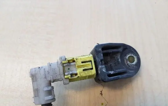 Toyota RAV 4 (XA30) Airbag deployment crash/impact sensor 8917342080