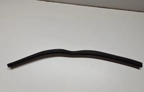 Mercedes-Benz C W204 Engine compartment rubber A2046280198