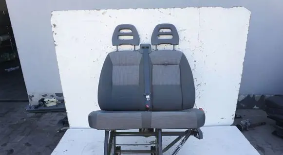 Seat set