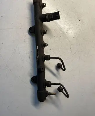 Fuel main line pipe