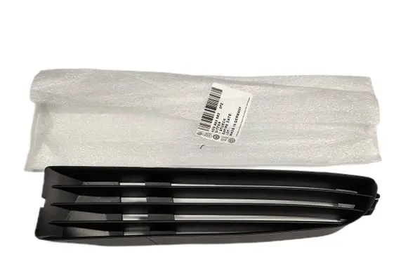 Audi A8 S8 D2 4D Front bumper lower grill 4D0853683