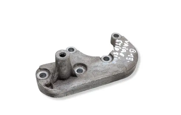 BMW X1 E84 Power steering pump mounting bracket 7810898