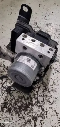 Citroen C4 SpaceTourer ABS Pump 9827551180