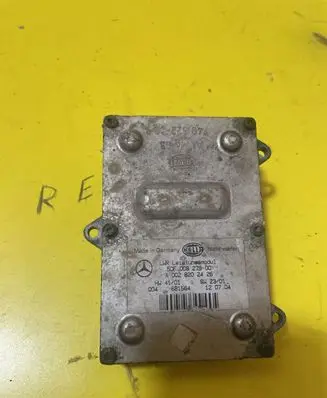 Mercedes-Benz E W211 Headlight ballast module Xenon A0028202426 0028202426