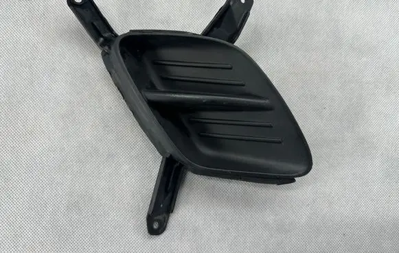 KIA Venga Front bumper lower grill 865181P000