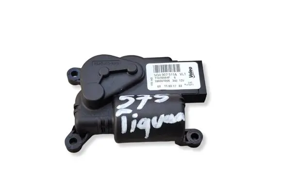 Volkswagen Tiguan Air flap motor/actuator 5Q0907511A15 5Q0907511A