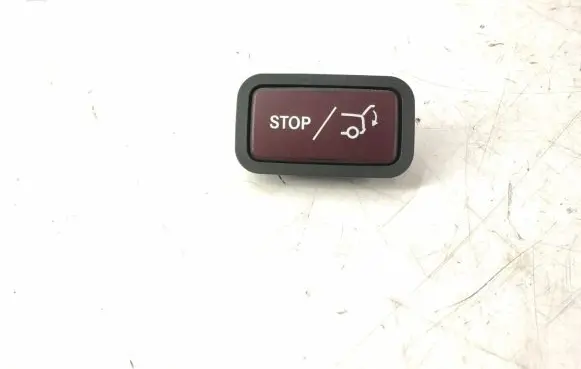 Mercedes-Benz C W205 Tailgate opening switch 2128210651 2118219551