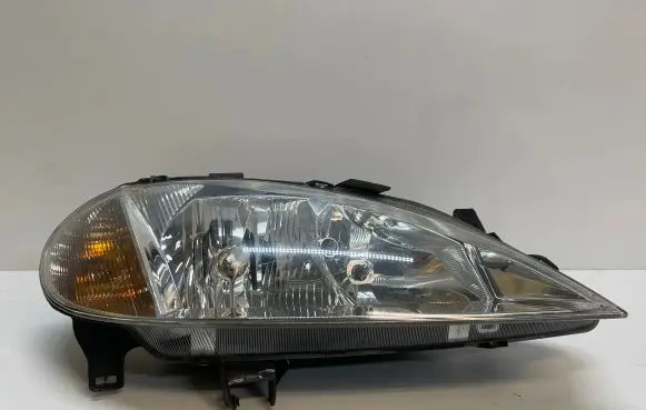 Renault Megane I Headlight/headlamp 7700427870D 67743620