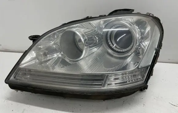 Mercedes-Benz ML W164 Headlight/headlamp 5DV008290