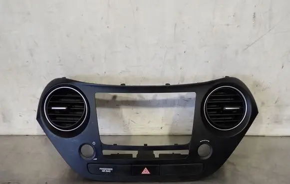 Hyundai i10 Head up display trim 84740-B4000