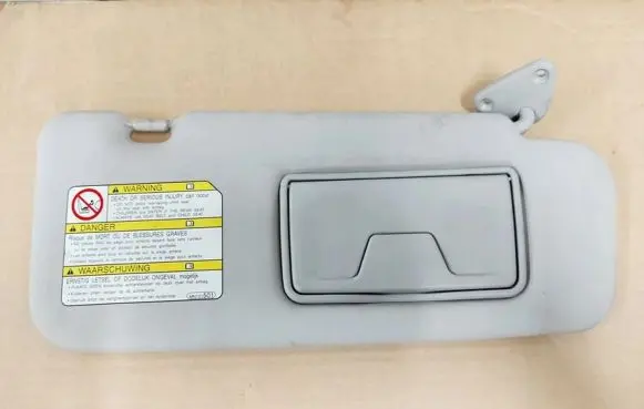 Mitsubishi Grandis Sun visor