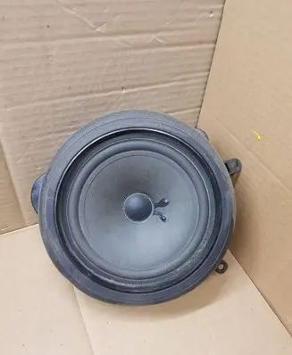 Audi A3 S3 A3 Sportback 8P Front door speaker 8E0035411B 290326001