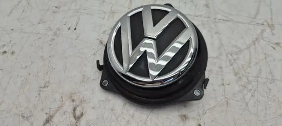 Volkswagen Golf VI Tailgate/trunk/boot exterior handle 3C5827469J