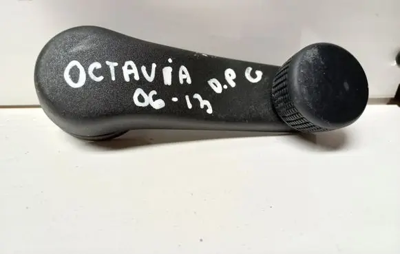 Skoda Octavia Mk2 (1Z) Rear door window winding handle 1H0837581D