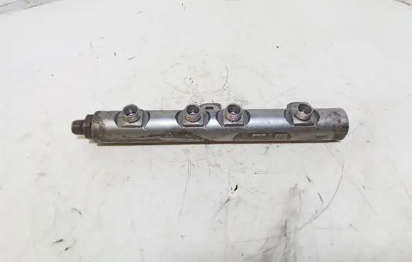 Jaguar XF X250 Fuel main line pipe 9X2Q9D280FA 0445216030