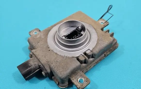 Suzuki Grand Vitara II Headlight ballast module Xenon W3T15971 IMPRK1484530