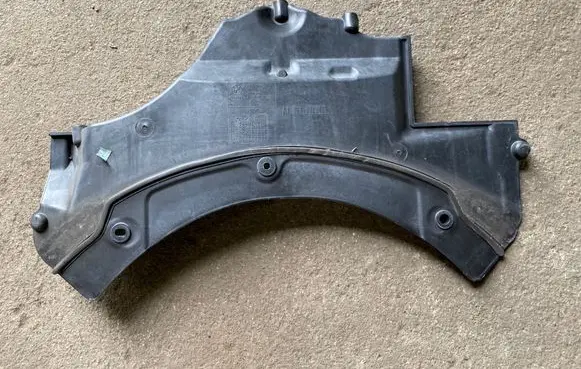 BMW 5 F10 F11 Heat shield in engine bay 7188421