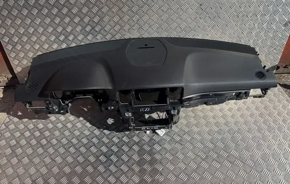 Mercedes-Benz ML W166 Dashboard 