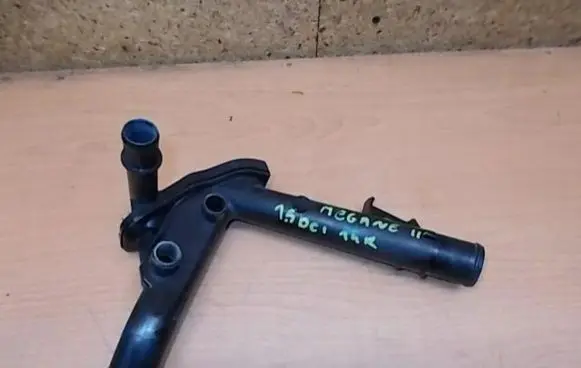 Renault Megane III Engine coolant pipe/hose