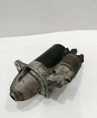 BMW 3 E90 E91 Starter motor 7589352 20110330 0001138002