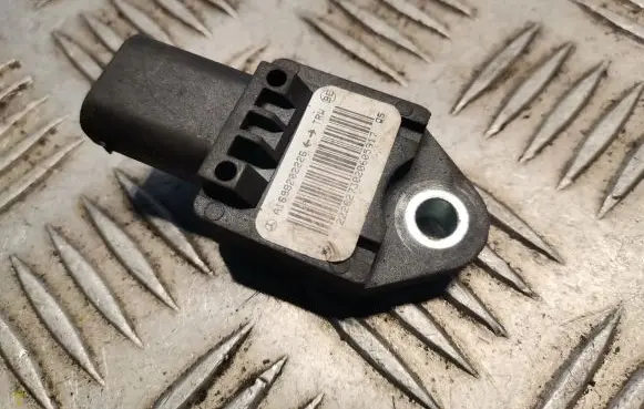 Mercedes-Benz A W169 Airbag deployment crash/impact sensor 1698202226